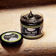 Savon Noir Suprême à l'Eucalyptus - Pureté et Énergie